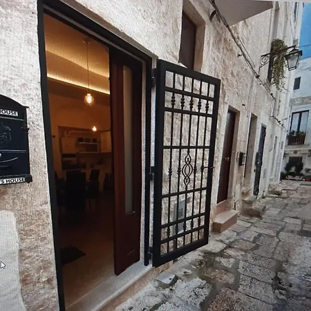 Semesterbostad Eusebio's House Cisternino