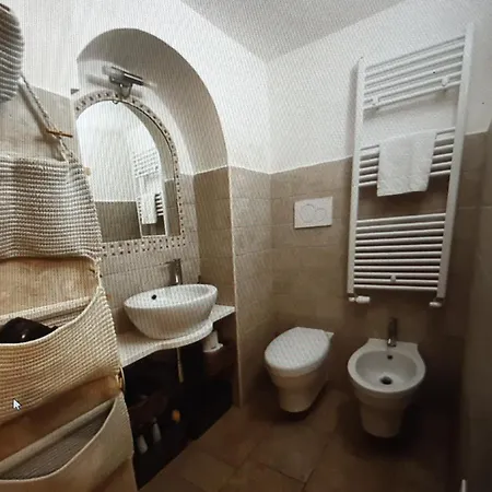 Eusebio's House Чистернино